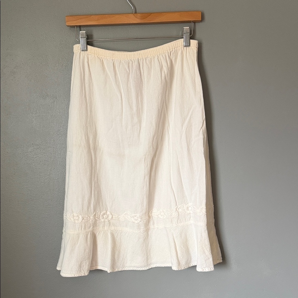 Eucalyptus Women’s Small Handcrafted Floral Boho Cottage Core Ivory Flowy Skirt